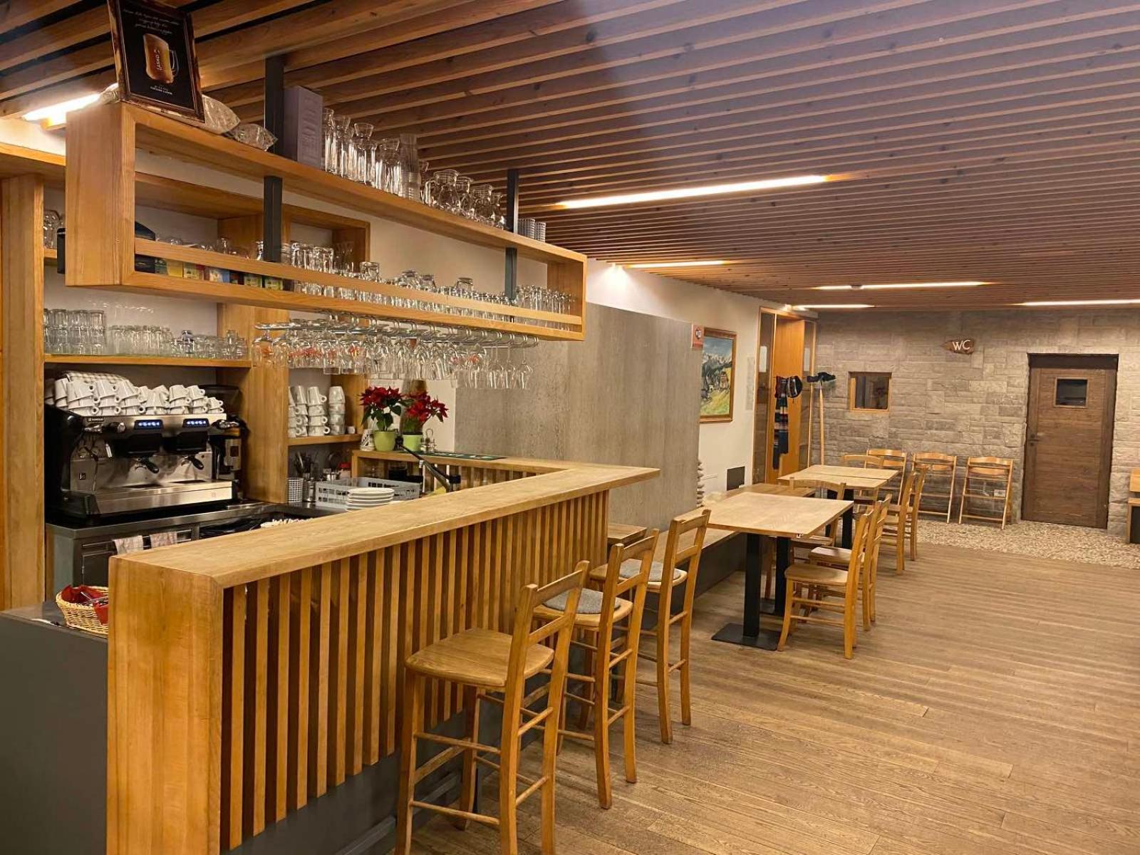 伯祖卡耶尔卡酒店 Goreljek 外观 照片